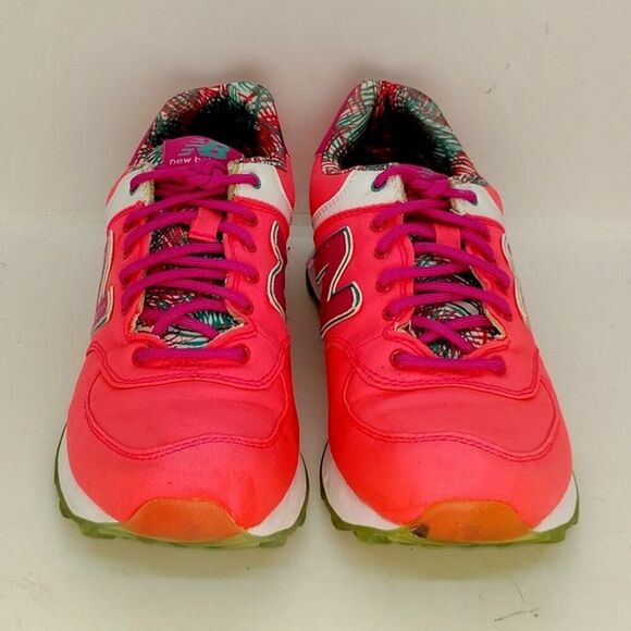New Balance 574 Hot Pink Women's Running Shoes - Size 6 - Picture 2 of 6